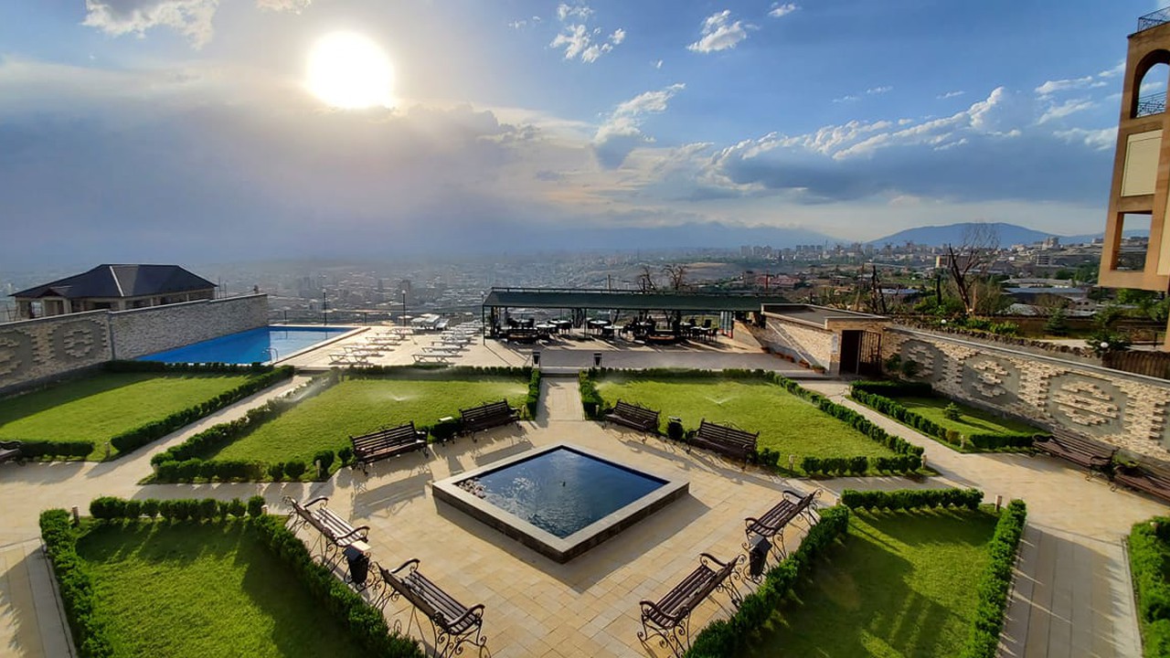 Visit Yerevan