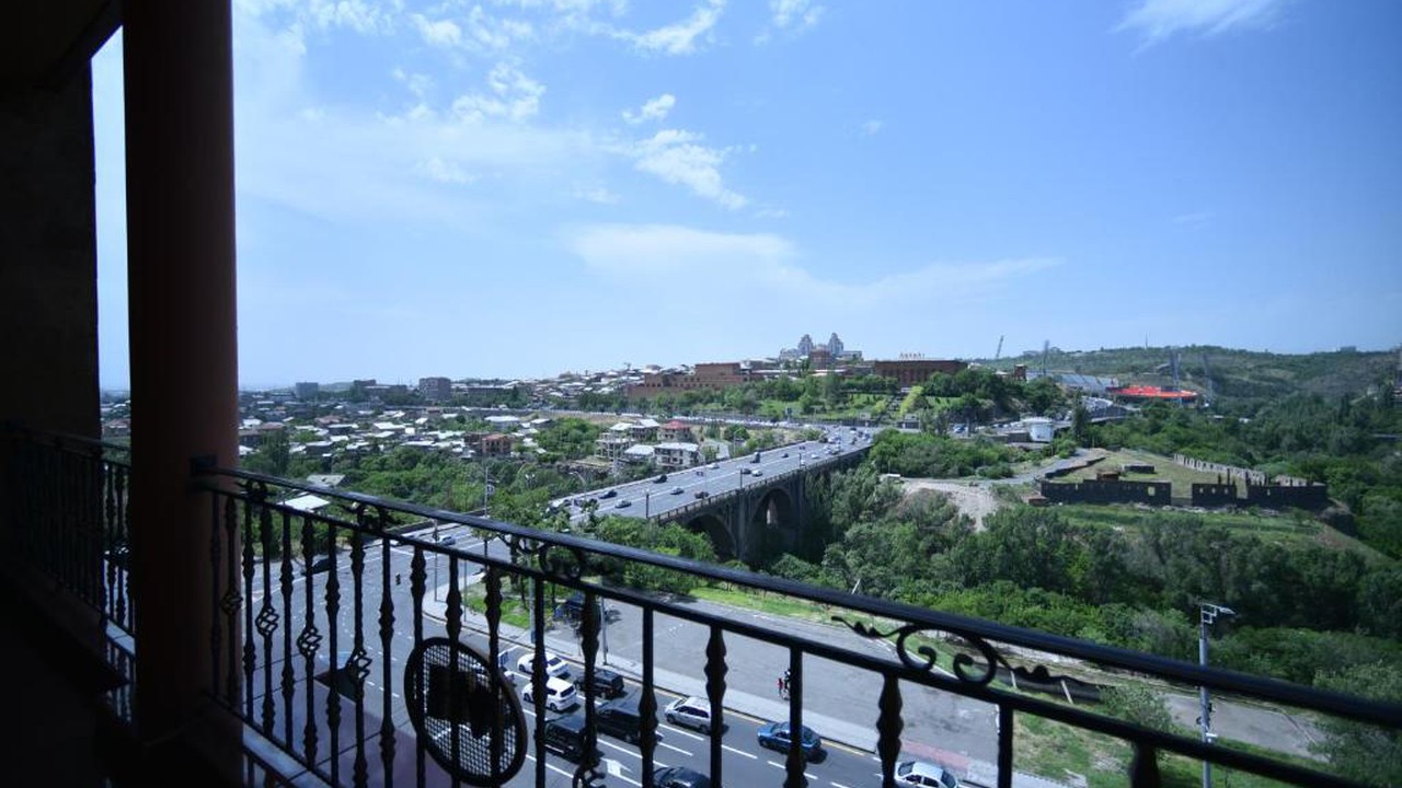 Visit Yerevan
